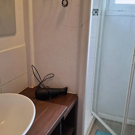 De Caractere 木屋 *